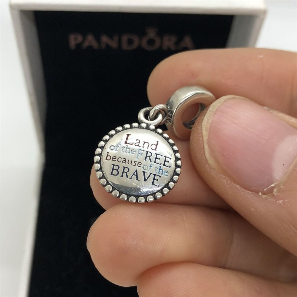 ✨🔥PANDORA Land of The Because of The Brave Dangle Charm